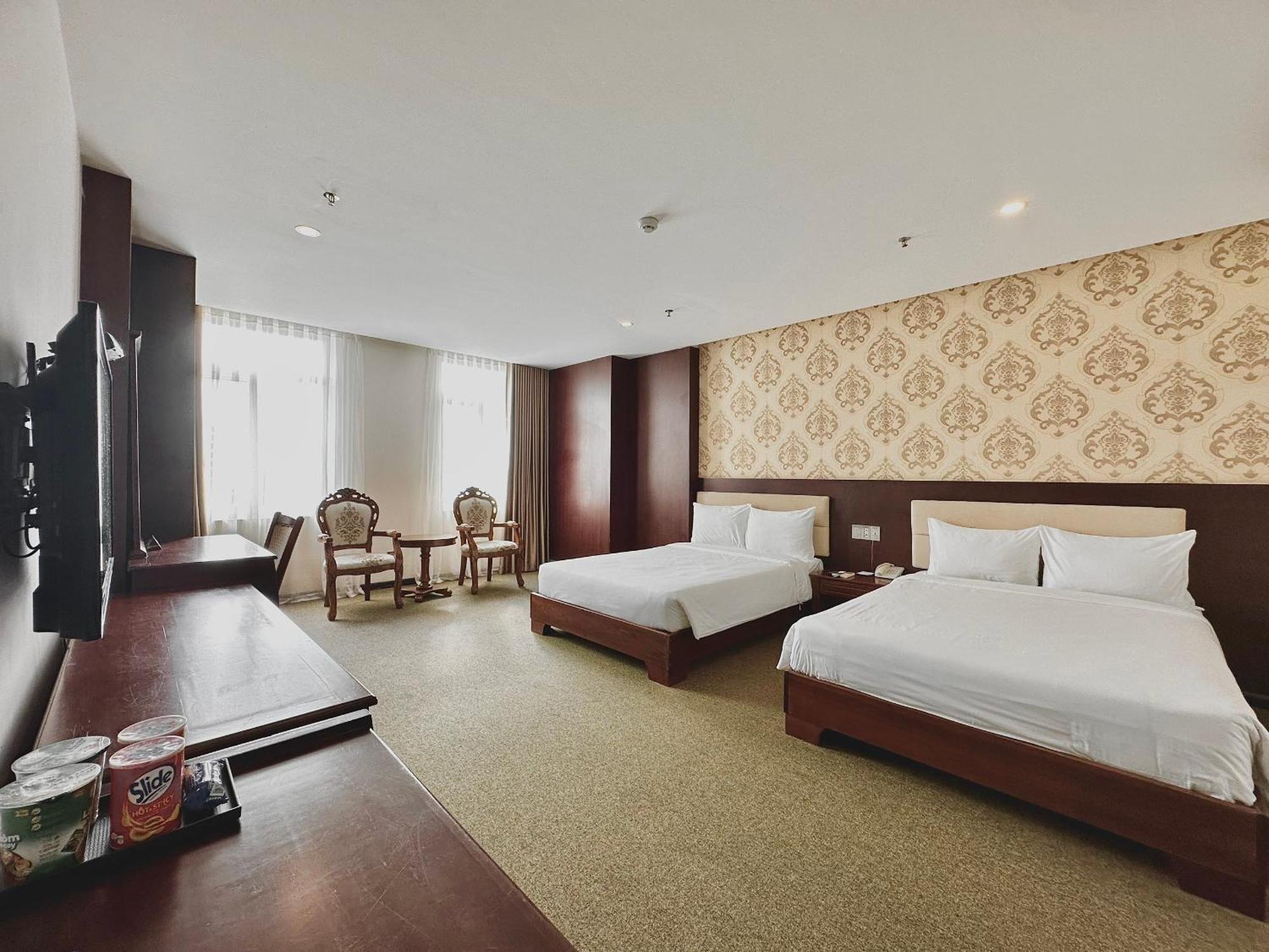 Hotel Nature By K D H 4*
